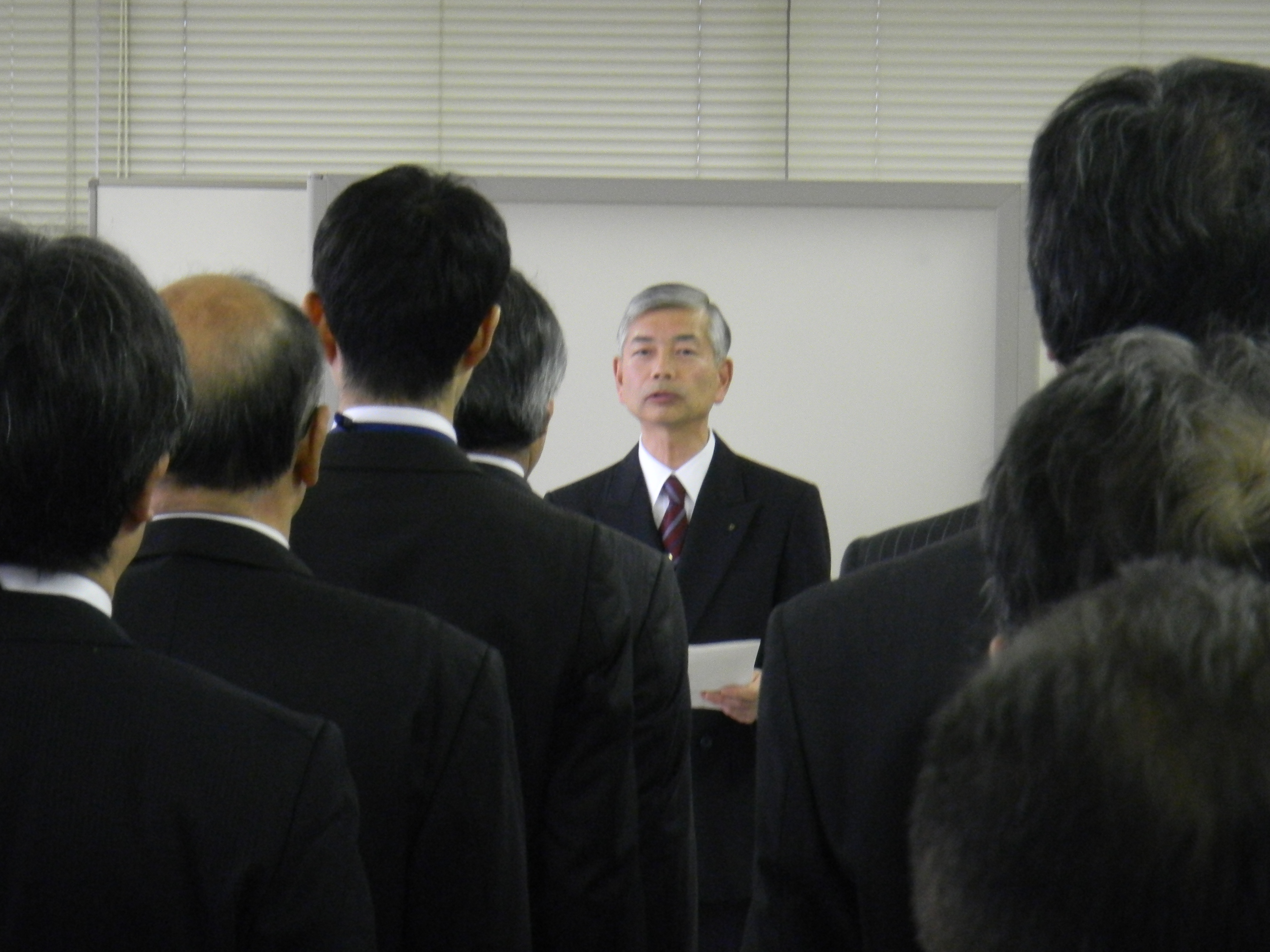 教育庁仕事始めの式の画像