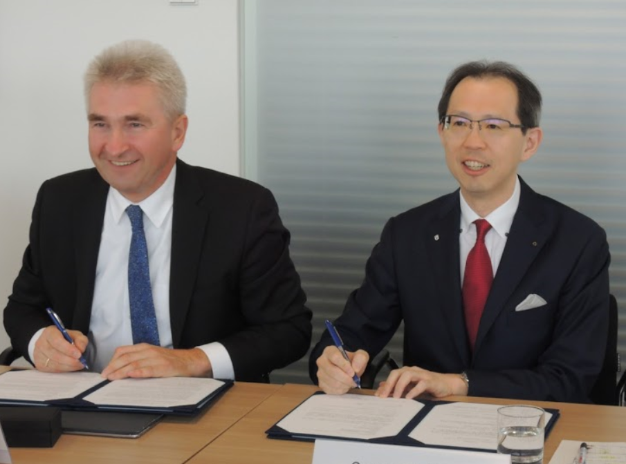 NRW州経済省との覚書締結更新