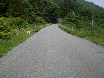 整備前の道路が狭い状況