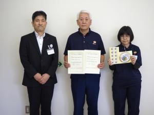 認証書交付式（岡本工業塙工場）