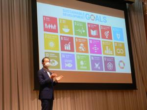 知事による進行の様子