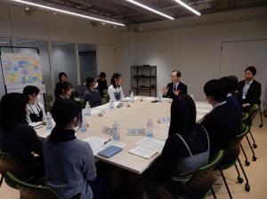 未来への手紙　報告の様子