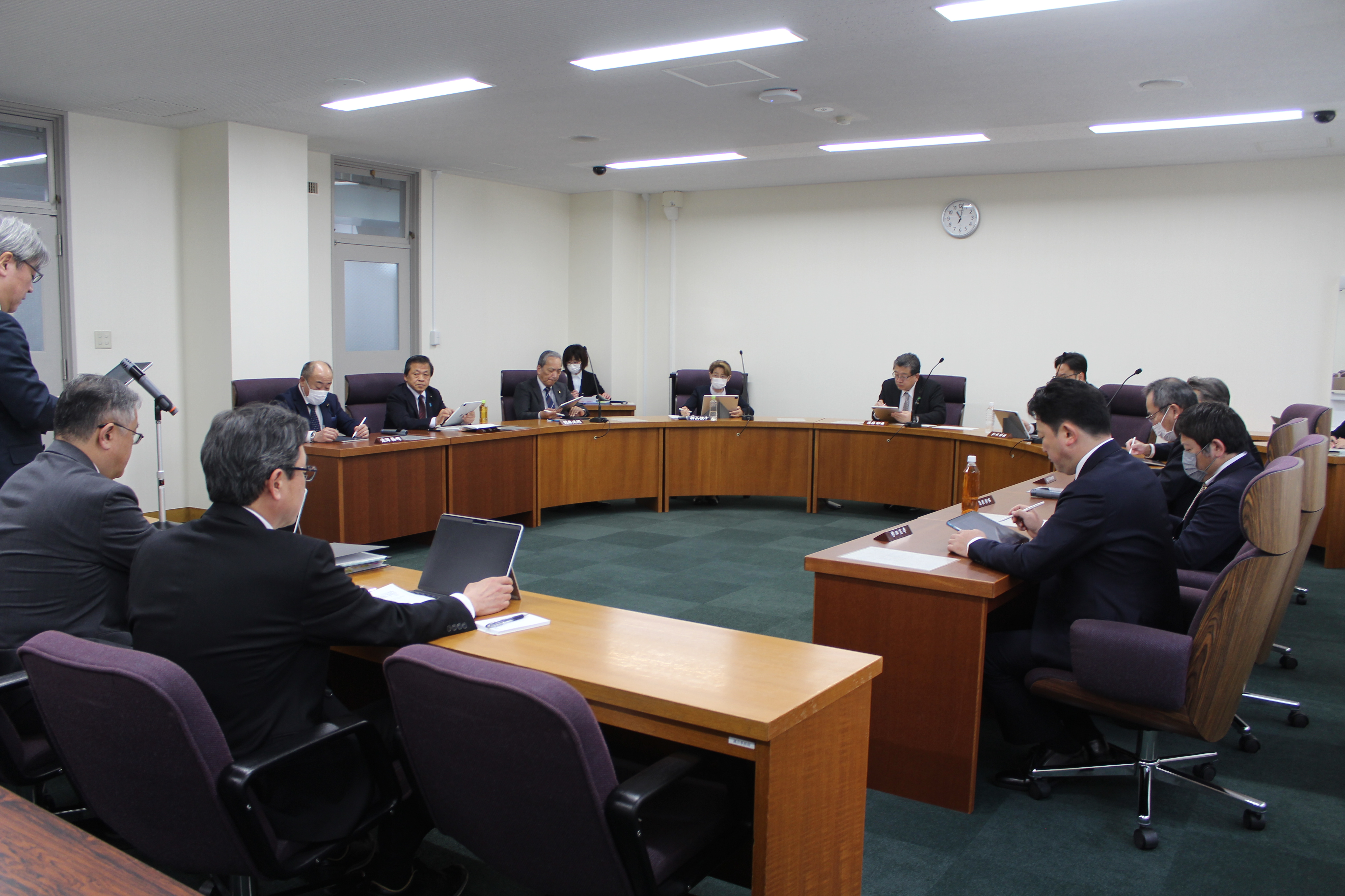 商労文教委員会の写真