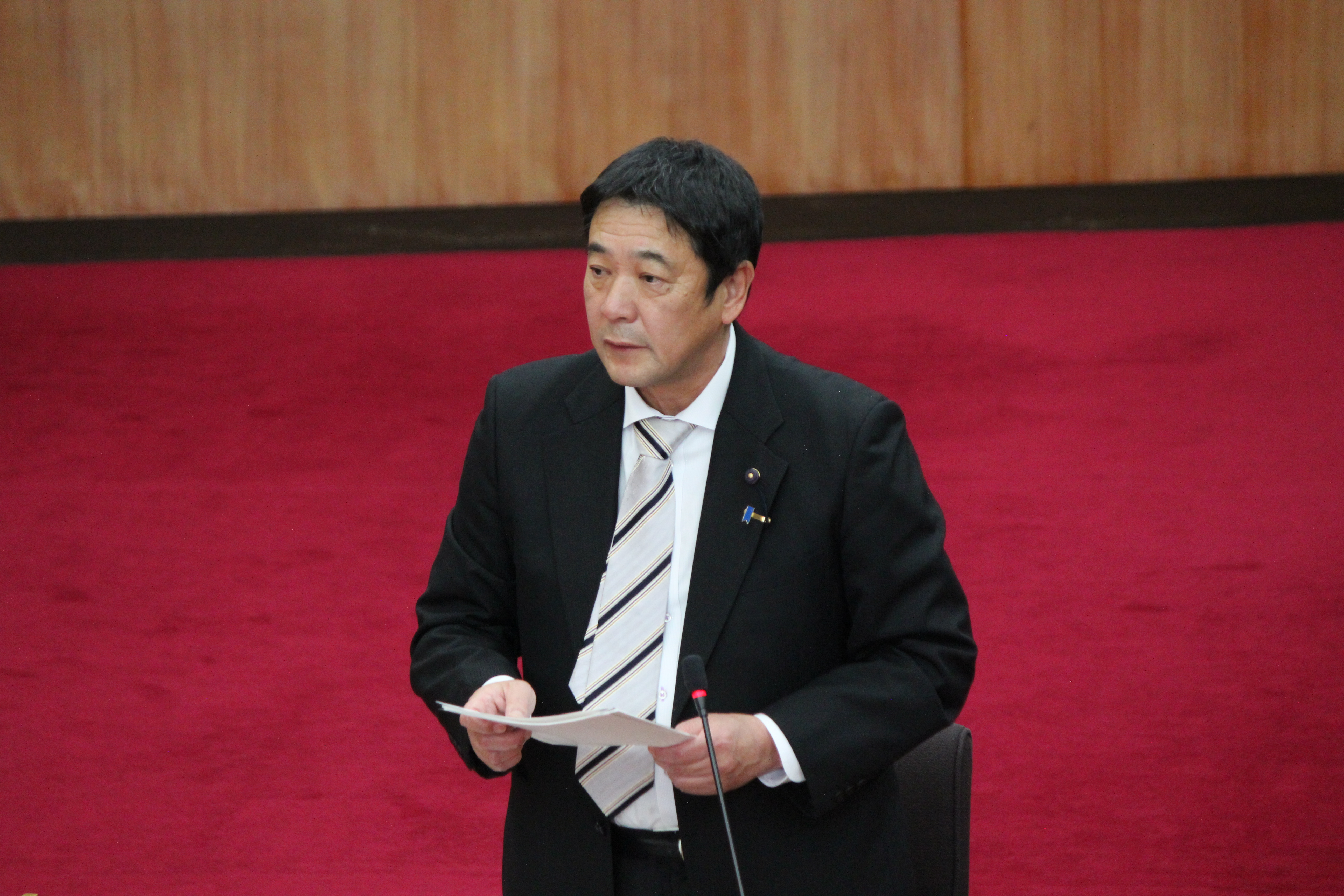 山内長議員の写真