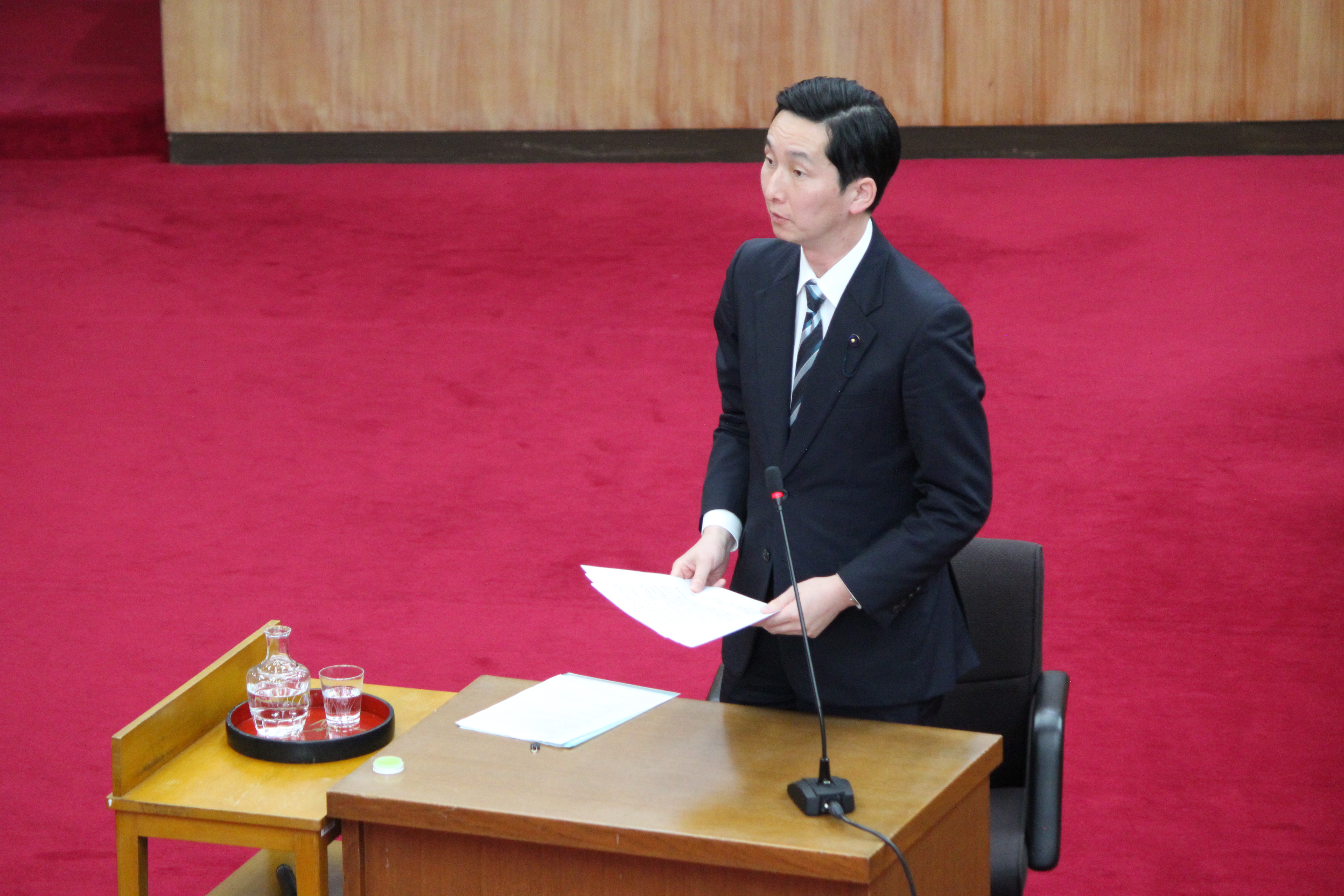 真山祐一議員の写真