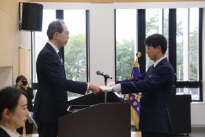 令和６年度特別出向者帰県式写真１