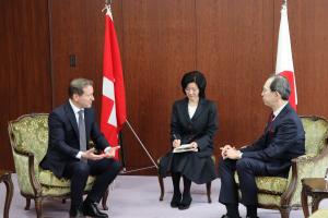 駐日スイス連邦特命全権大使による表敬訪問写真１