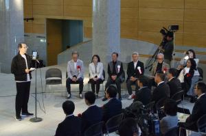 県立美術館企画展「ポップ・アート」福島展オープニングセレモニー写真１