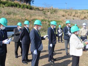 土壌貯蔵の視察