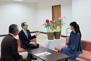 須賀川観光牡丹大使表敬訪問写真１