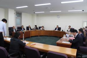 商労文教委員会の様子