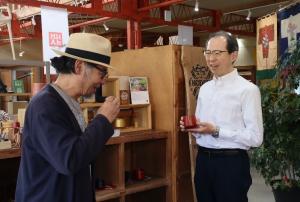 (株)関美工堂訪問写真1