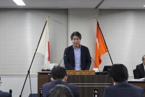 総務委員長（高宮光敏議員）報告の写真