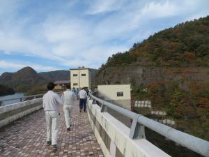 R7施設見学会_真野ダム2