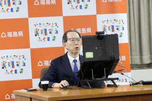 WEB会議にて発言する知事