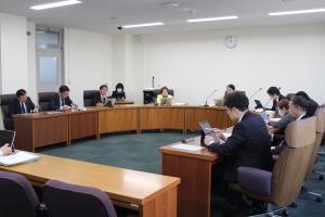 書労文教委員会の写真