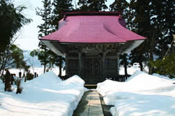 境界石（右が八木沢、左が雀林）