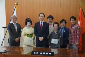 吉本興業(株)大崎社長等による知事表敬訪問