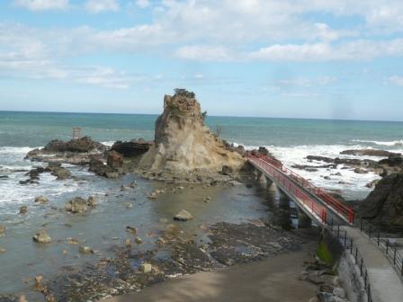 磐城海岸波立薬師